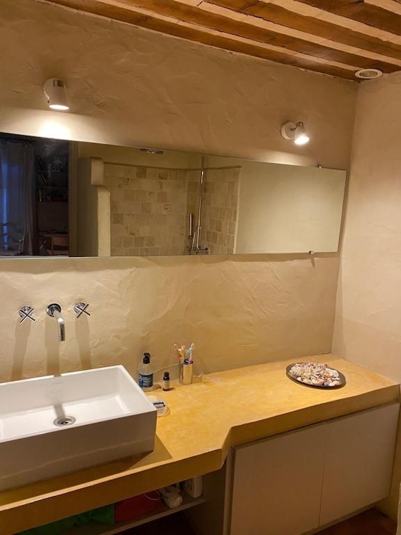In Gordes, Facing The Entire Luberon Park A Beautiful 5 Bedrooms House Bagian luar foto
