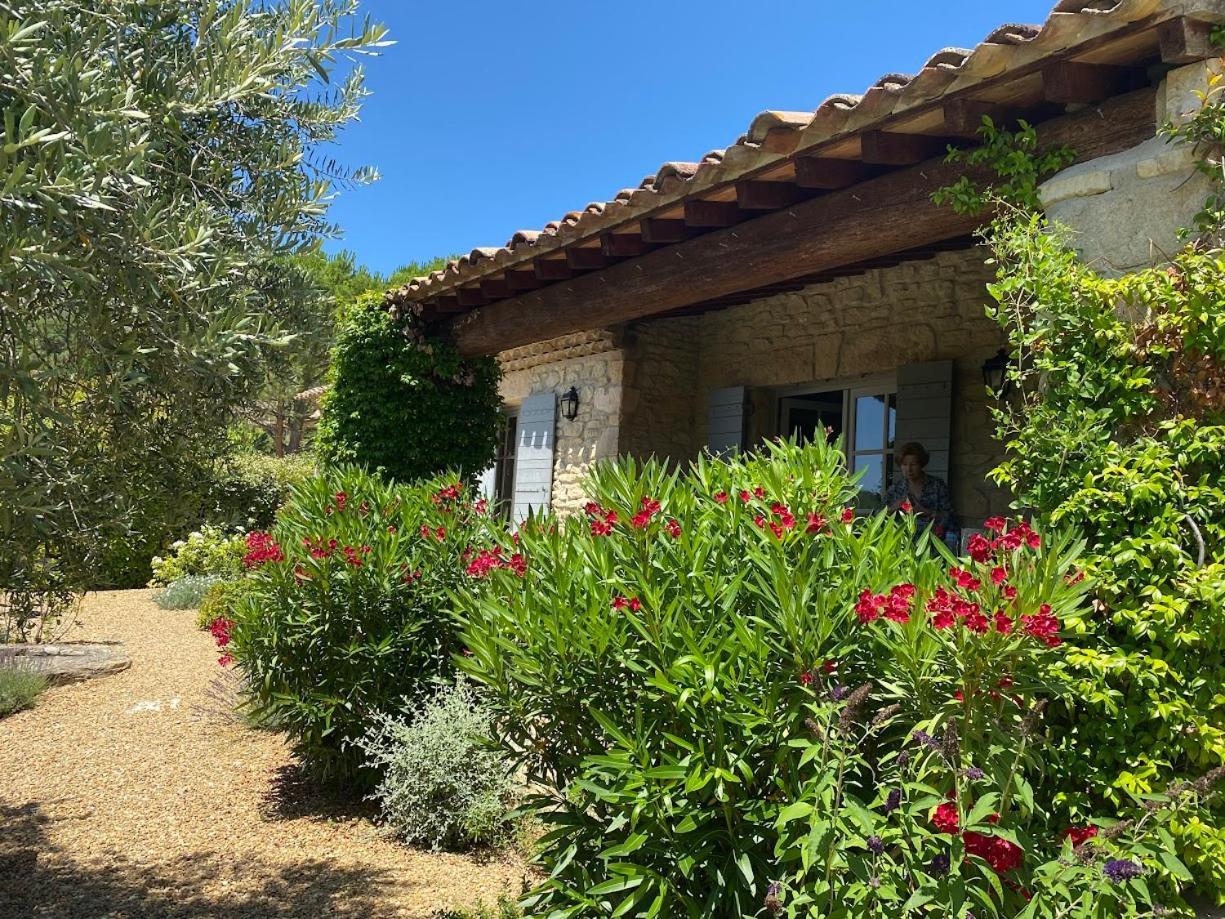 In Gordes, Facing The Entire Luberon Park A Beautiful 5 Bedrooms House Bagian luar foto